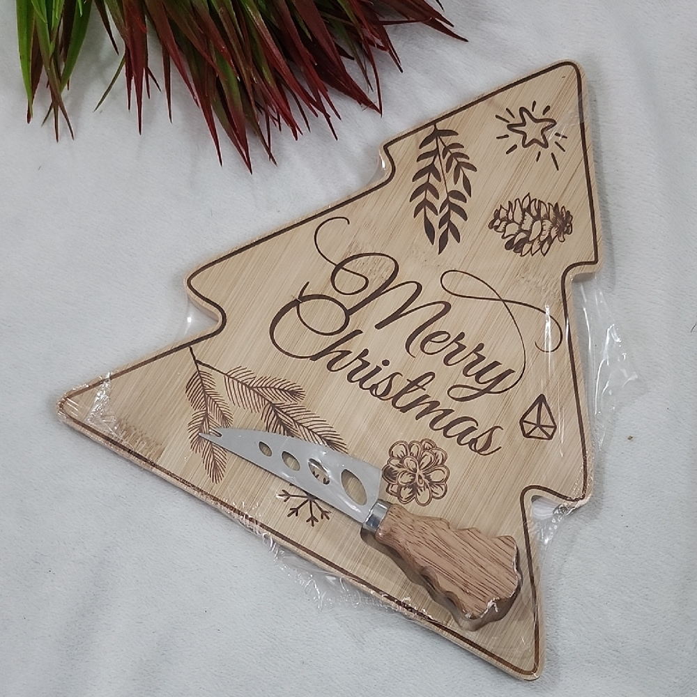 Christmas Tree Cheese Board with Knife